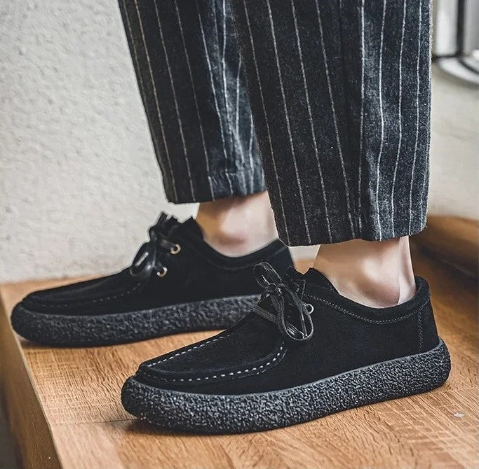 Black / 8