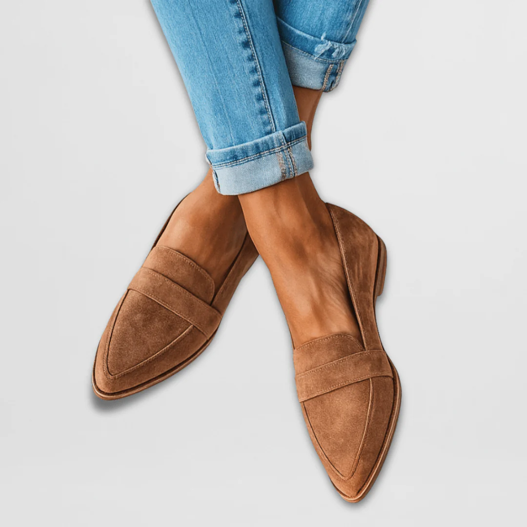 Brown / 12 AU | 43 EU