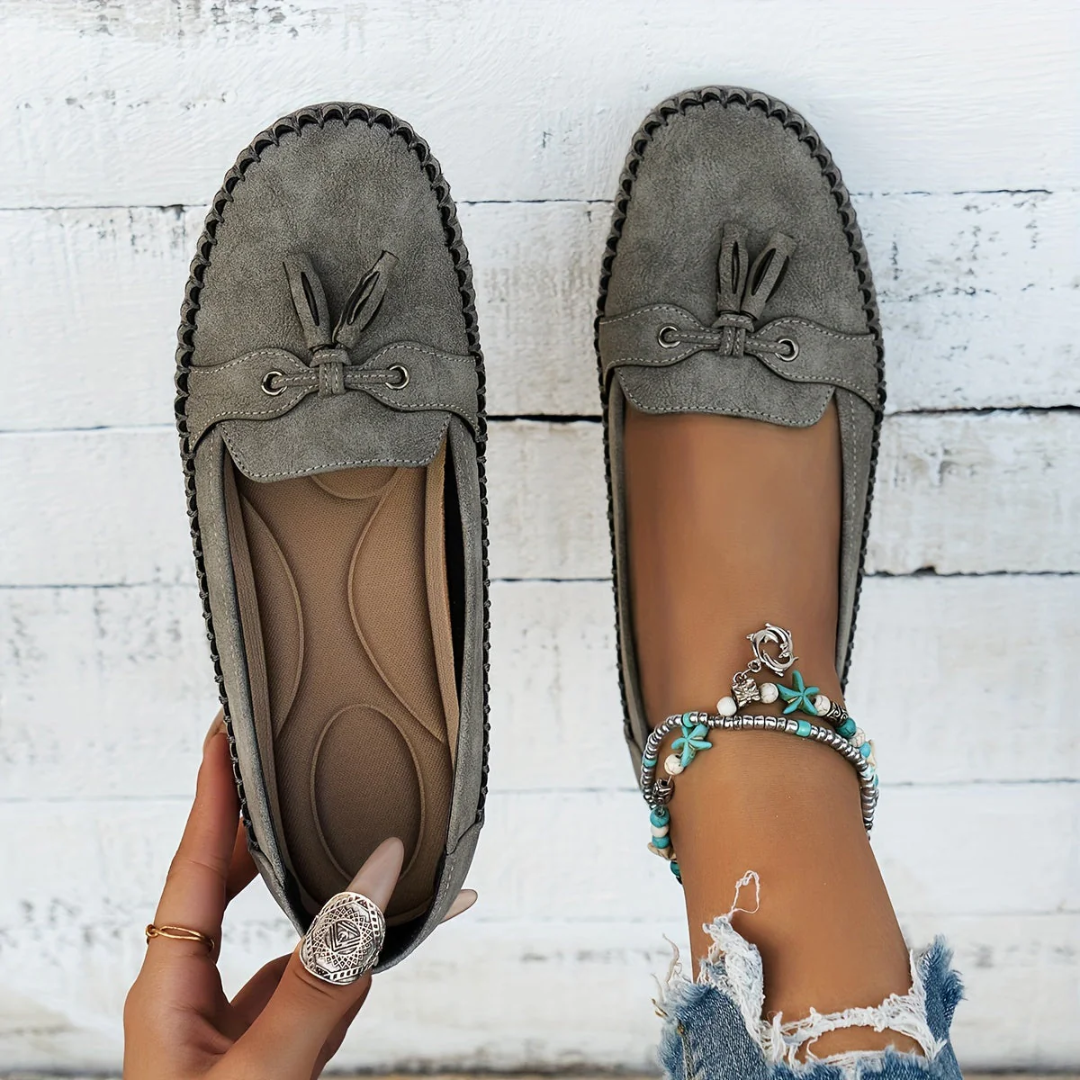 Grey / 12 AU | 43 EU