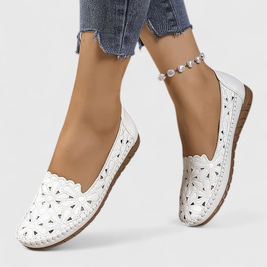 White / 11 US | 42 EU