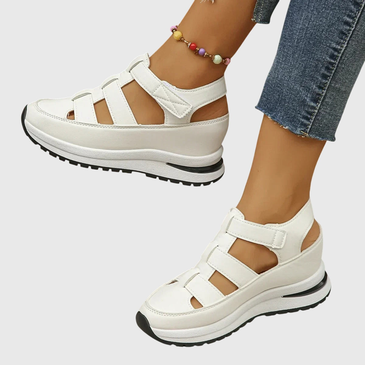 White / 11 AU | 42 EU