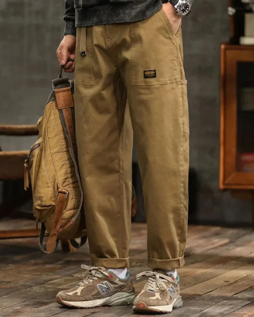 Khaki / 42