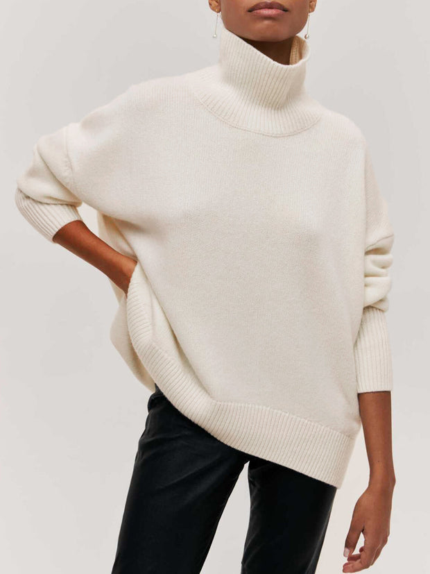 Amelia - Oversized Turtleneck Sweater