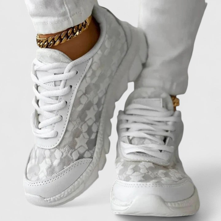 White / 11 US | 42 EU