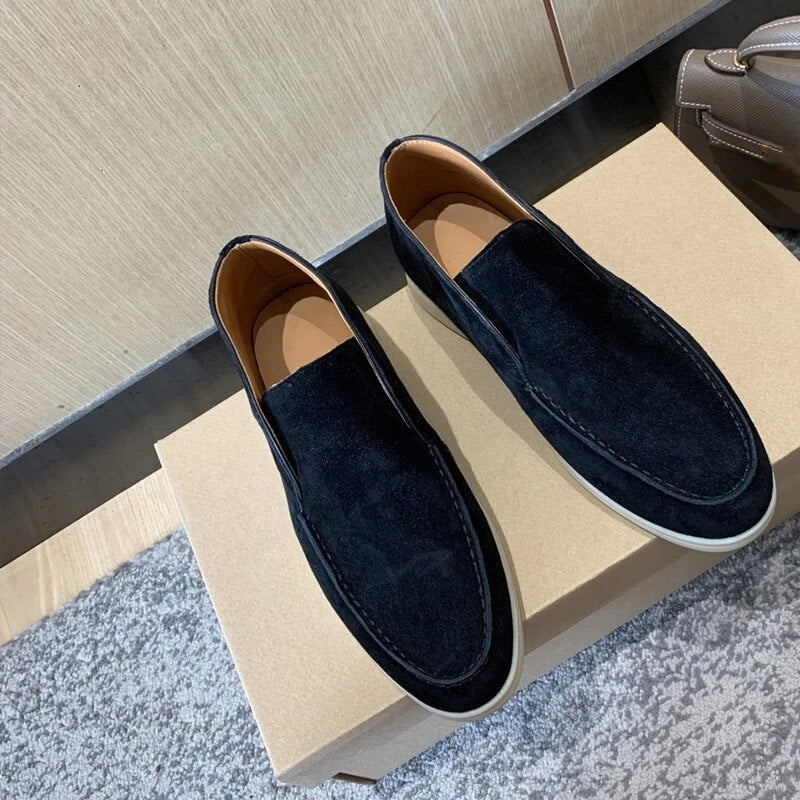 Black / 11