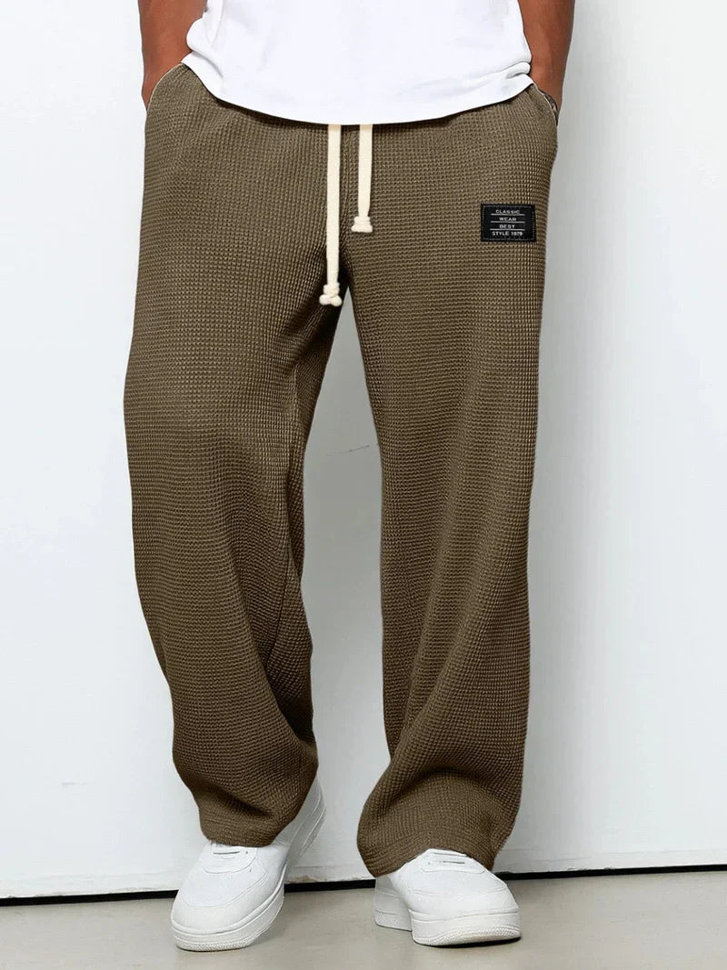 Dark Brown / 42