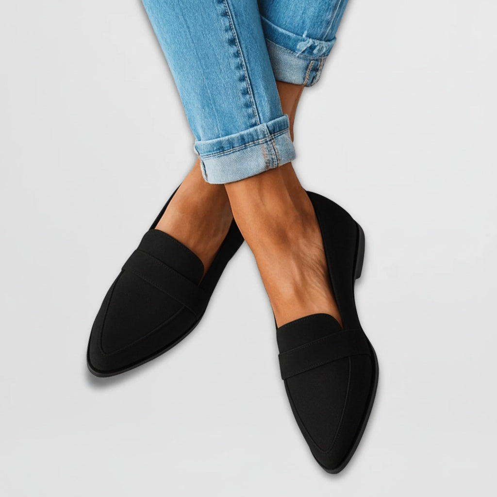 Black / 12 AU | 43 EU