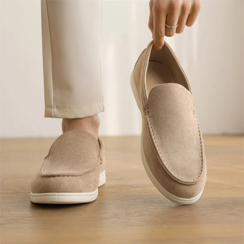 Sandtone Beige / 11 (45 EU)