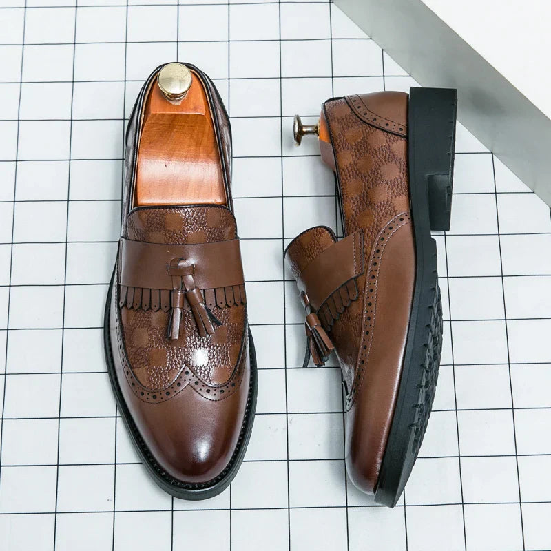 Chestnut Brown / 13 (48 EU)