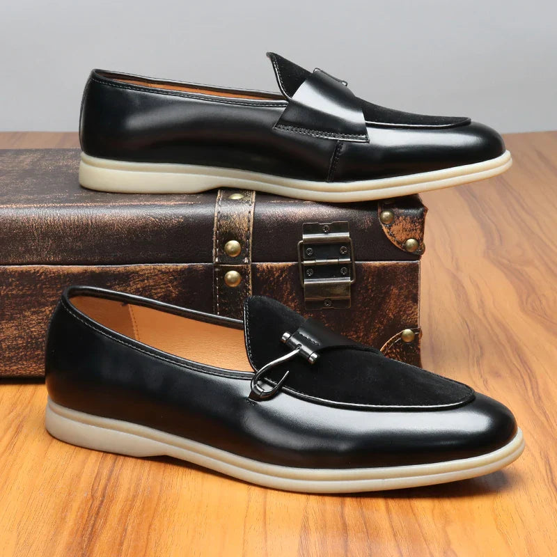Jet Black / 12 (46 EU)