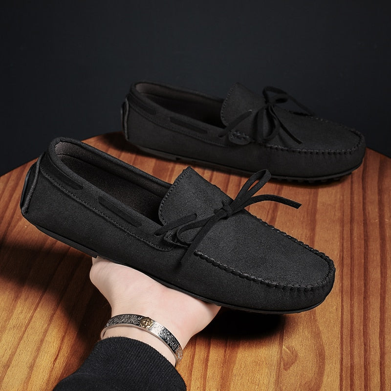 Black / 10 / 44
