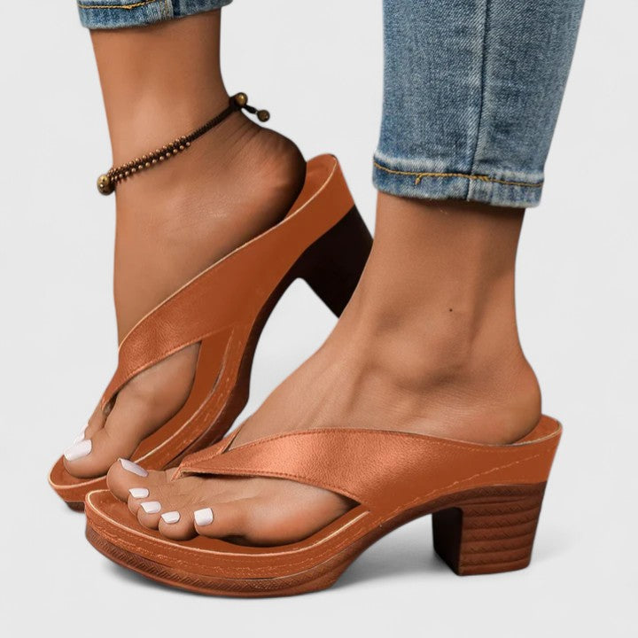 Brown / 11 US | 42 EU