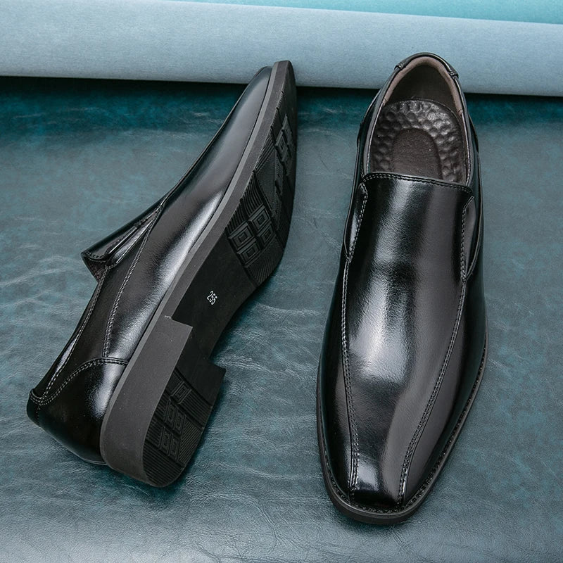 Black / 12 (46 EU)