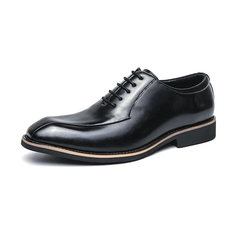 Jet Black / 11 (45 EU)