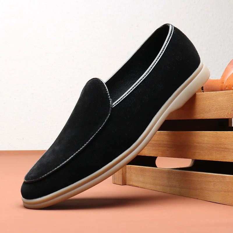 Black / 12 (46 EU)