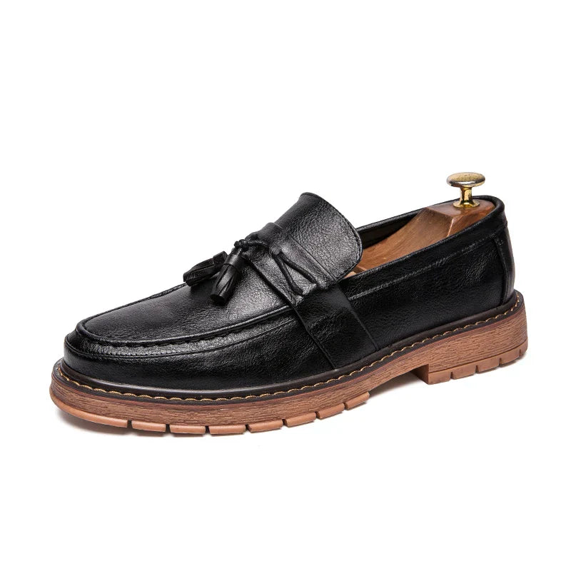 Urban Black / 9.5 (43 EU)