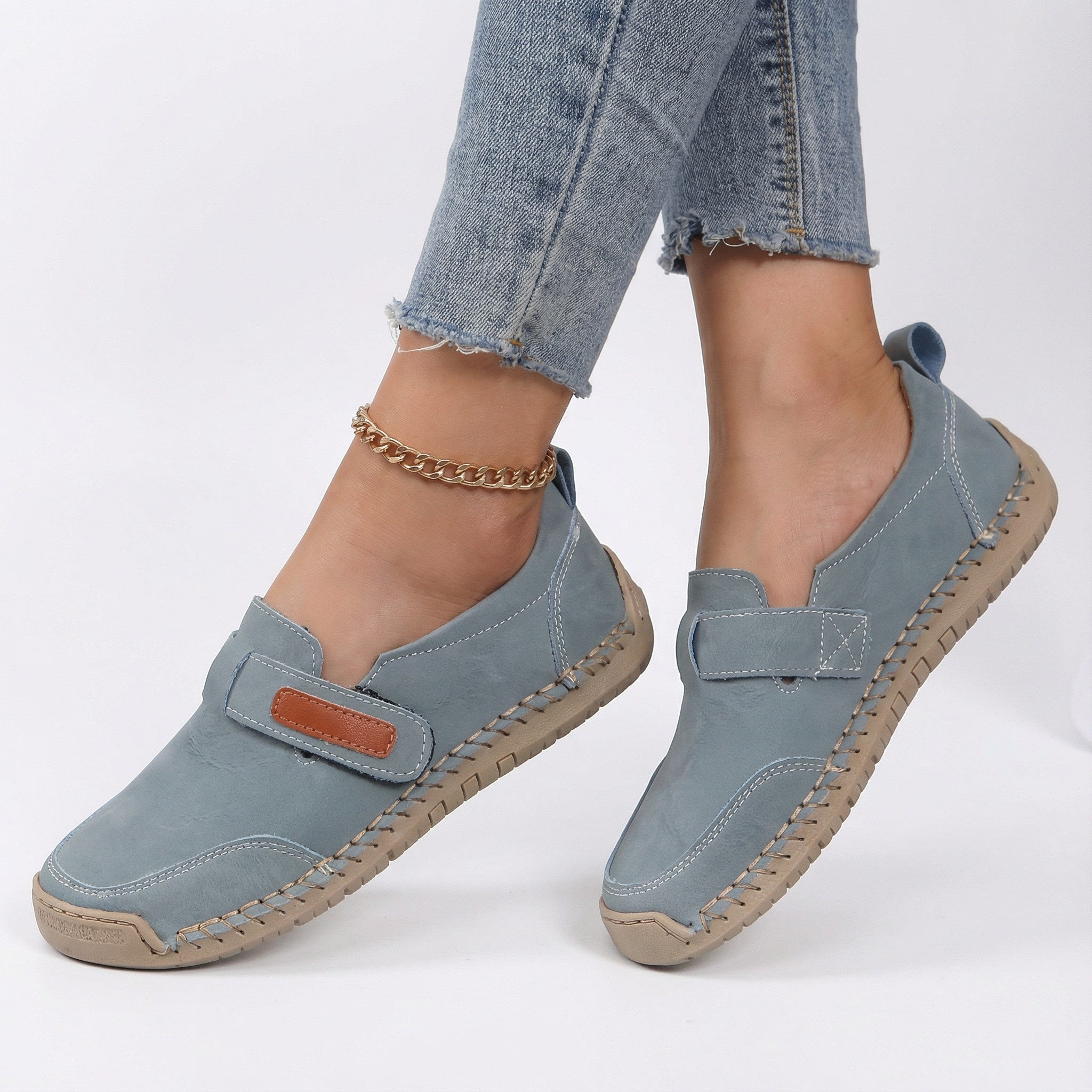 Grey / 12 AU | 43 EU