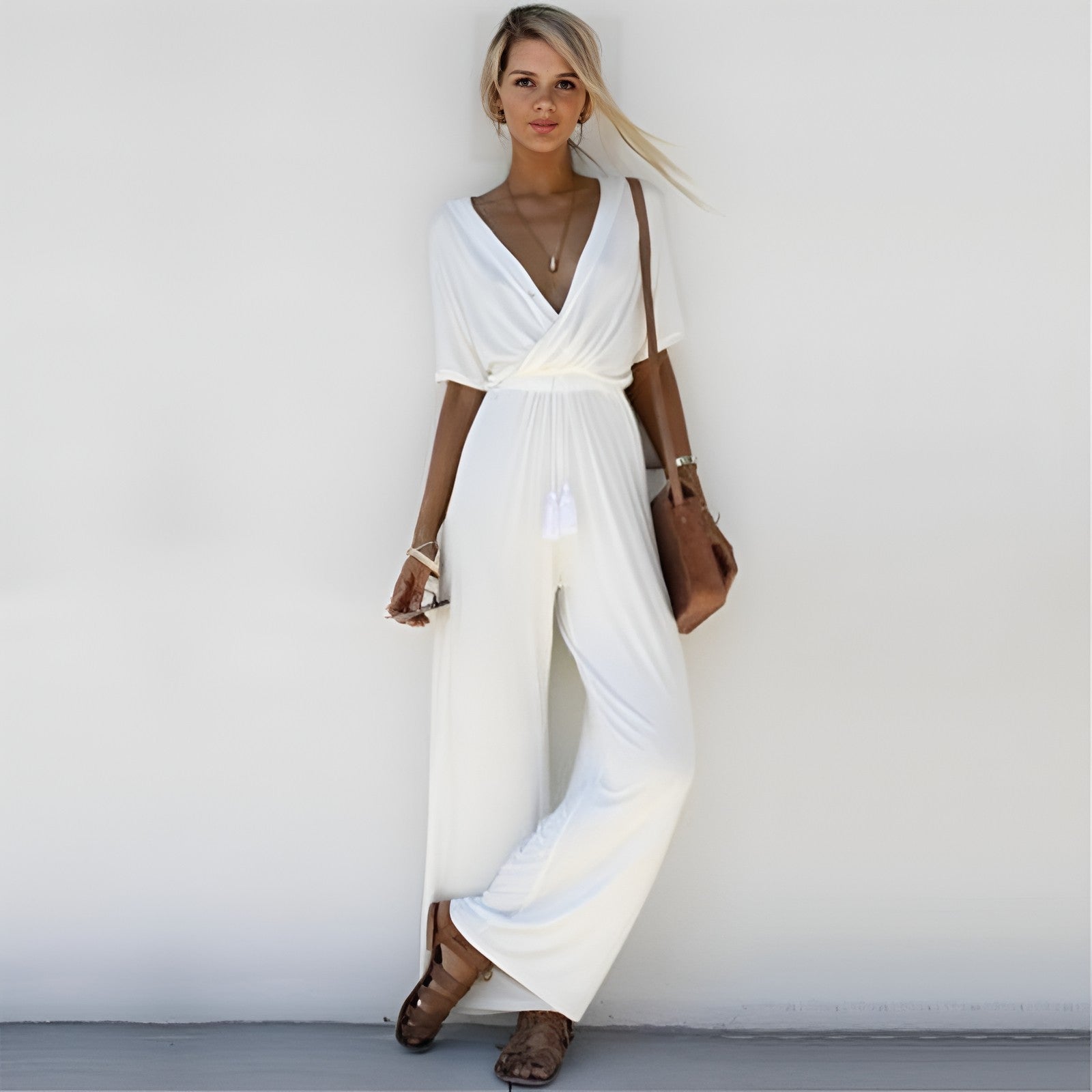 White / XL (16)