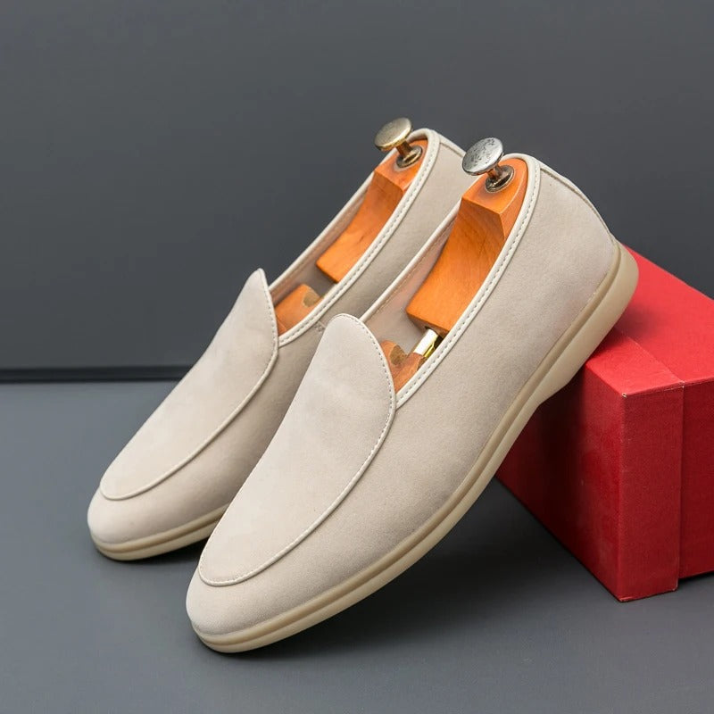 Cosmic Beige / 12 (46 EU)