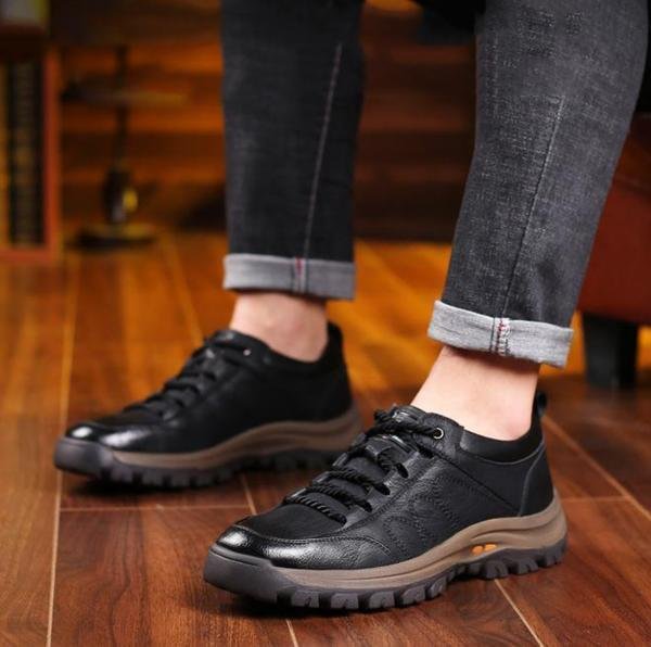 Dennis™ | Stylish Outdoor Sneakers For Men