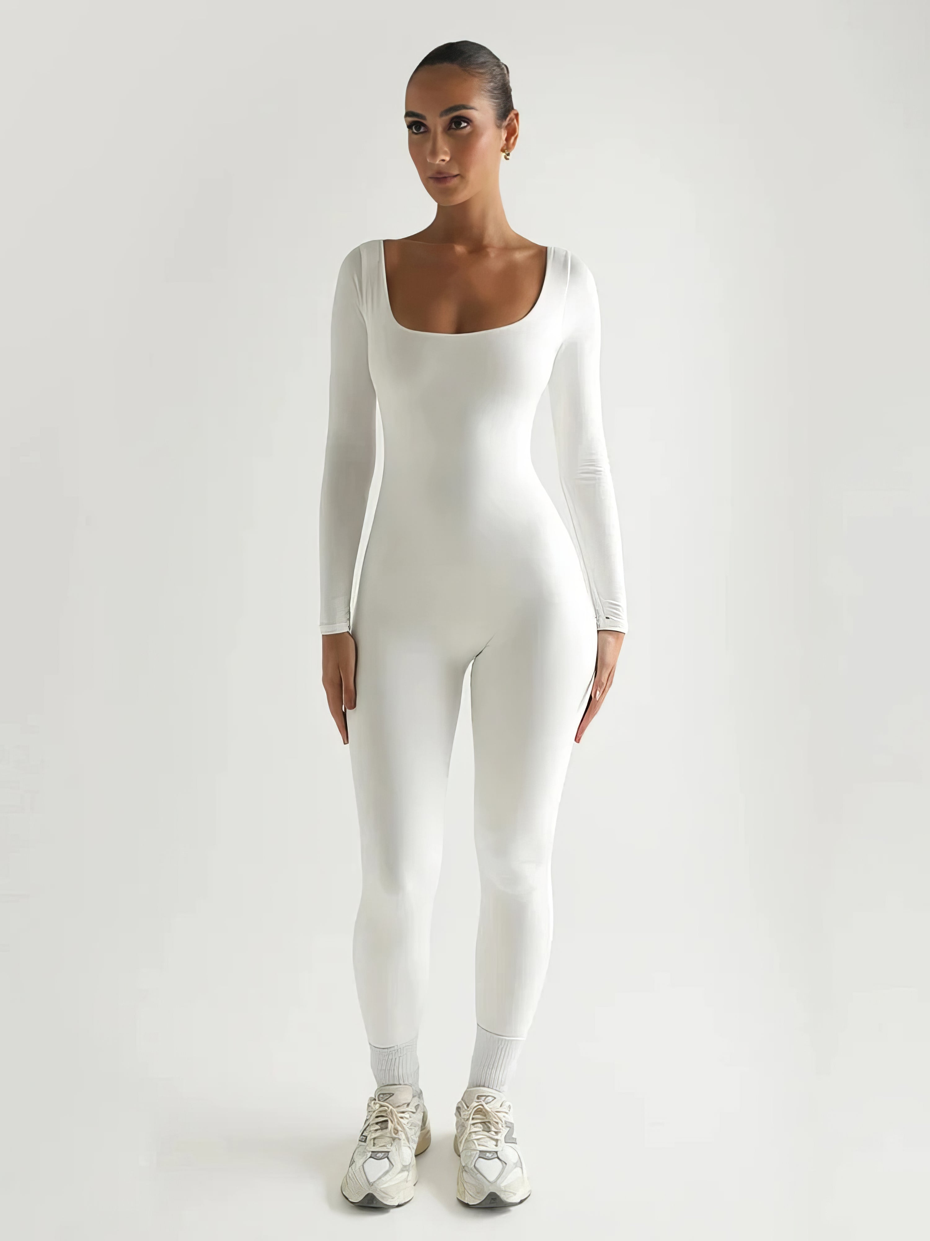 White / L (14)